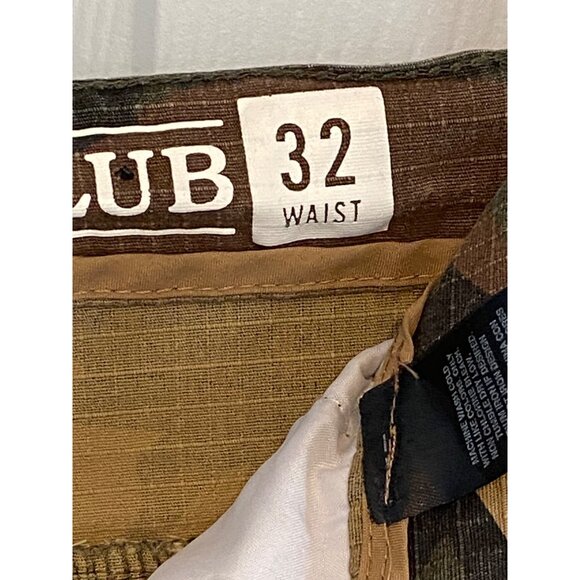 Vintage Beverly Hills Polo Club Mens Camouflage Cargo Shorts With Button Closure - Picture 12 of 12